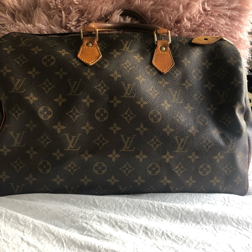 ‼️‼️SOLD ‼️‼️ 40 with lock